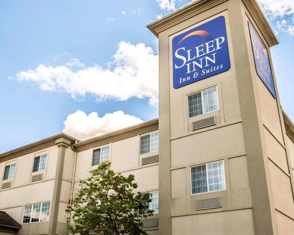 Sleep Inn & Suites – Camdenton, MO