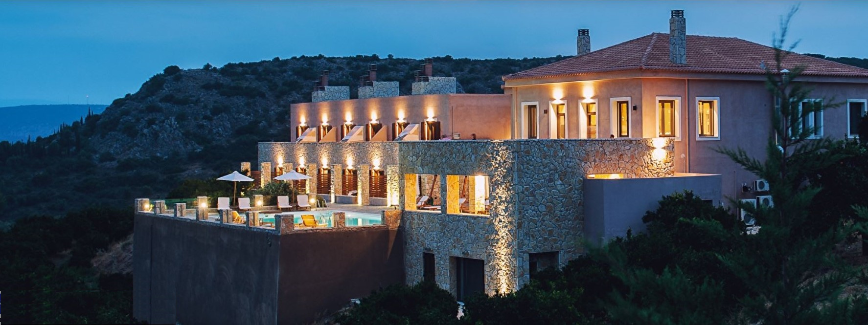 A COUNTRY HOTEL & RETREAT  (Greece)