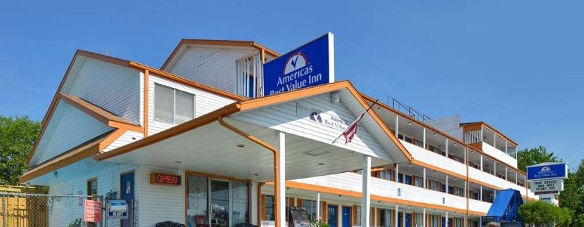 Exterior of Economy Hotel for Sale in Missouri