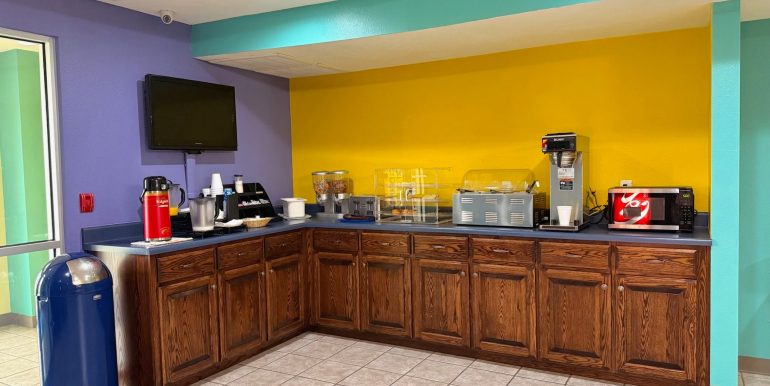 SEYMO 04 BREAKFAST AREA UPDATED