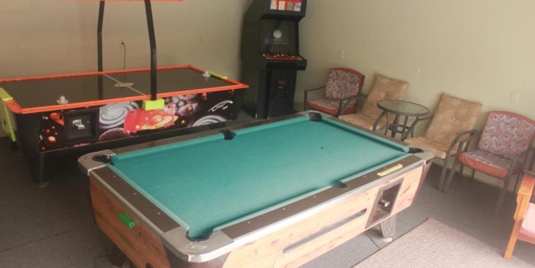 BRAMOOVI 05 - GAME ROOM