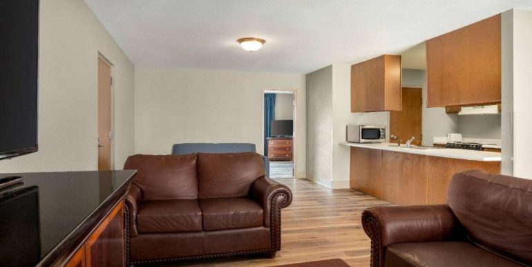 BRAMOAICC 07 -KING SUITE 1