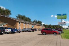 Surestay Hotel and Golf Course for Sale in Illinois