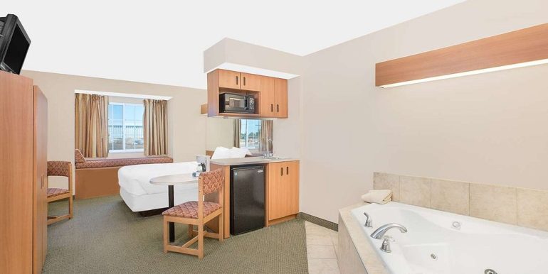 COLIA 05- JACUZZI SUITE 2
