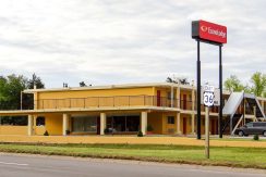 Econo Lodge Hotel for Sale in Kansas
