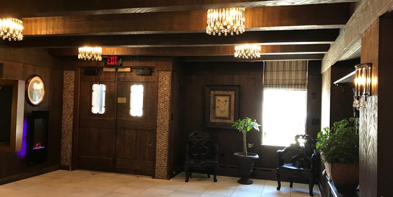 BATIN 04 - LOBBY 1