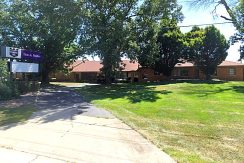KNIGHTS INN MOTEL FOR SALE CENTRAL ILLINOIS