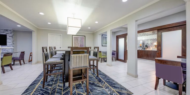 ELDAR 03-BREAKFAST 1