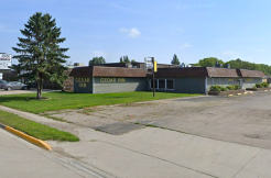 Hotel Restaurant Loung & Liquor Store for Sale in North Dakota