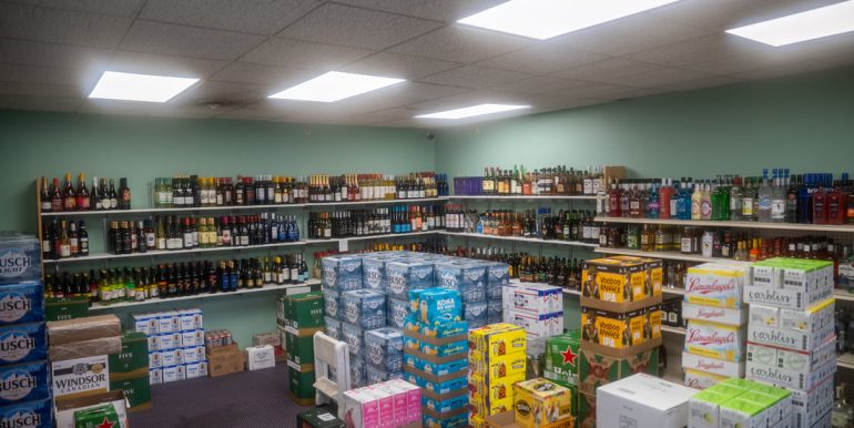 CAVND 08 - BOTTLE SHOP 3