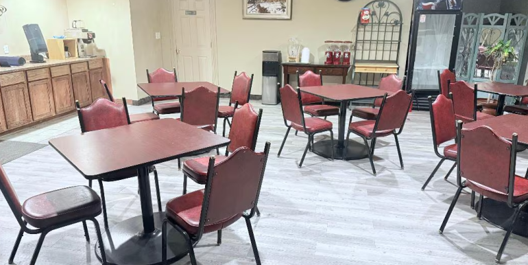 ENOKRI 03 - BREAKFAST AREA