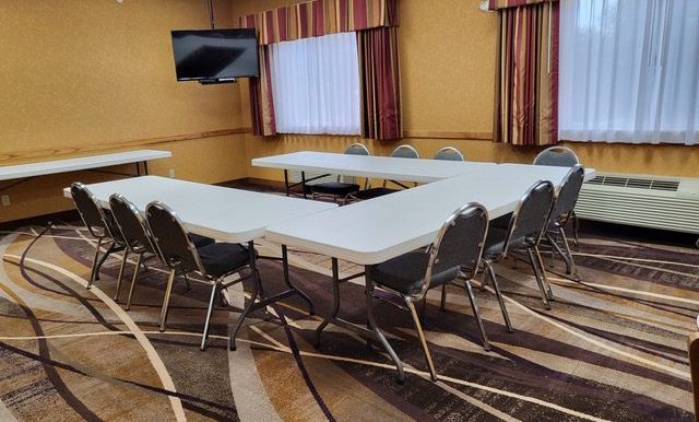 WARMO 04- MEETING ROOM