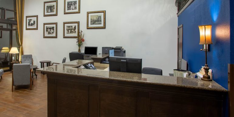 BRAMOBIS 02 - LOBBY 1