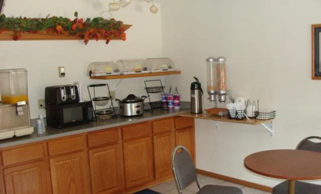 GRANEUSA 03-BREAKFAST