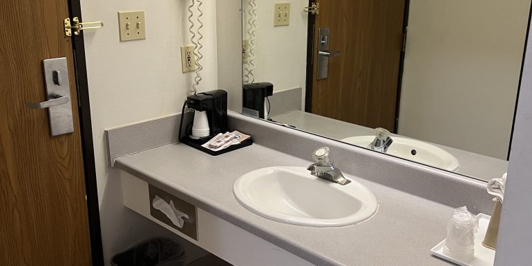 GRANEUSA 07 - BATH 2